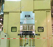 標準靜音房保持隔音效果治理工業(yè)剪板機噪聲